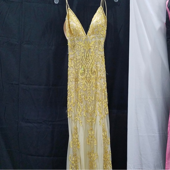 Size 4 Yellow Sherri Hill 54329 - Picture 2 of 5